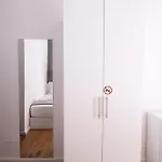 Liqeni 3*