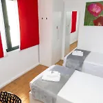 Liqeni 3* Tirana
