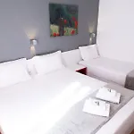 Hotel Liqeni 3*