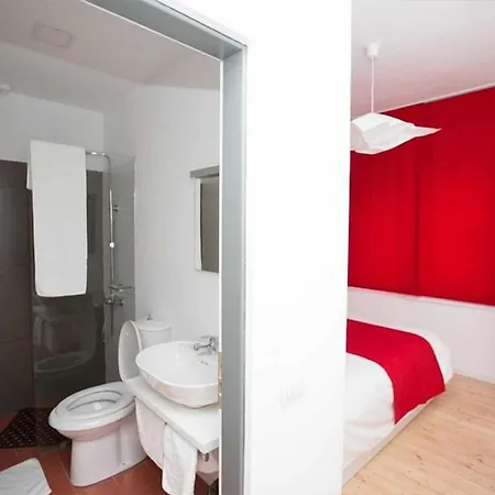 Liqeni Hotel Tirana