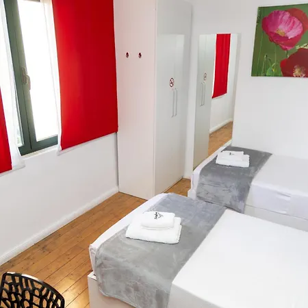 Liqeni 3* Tirana