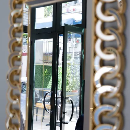 Liqeni Hotel Tirana