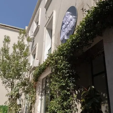 Liqeni Hotel 3*